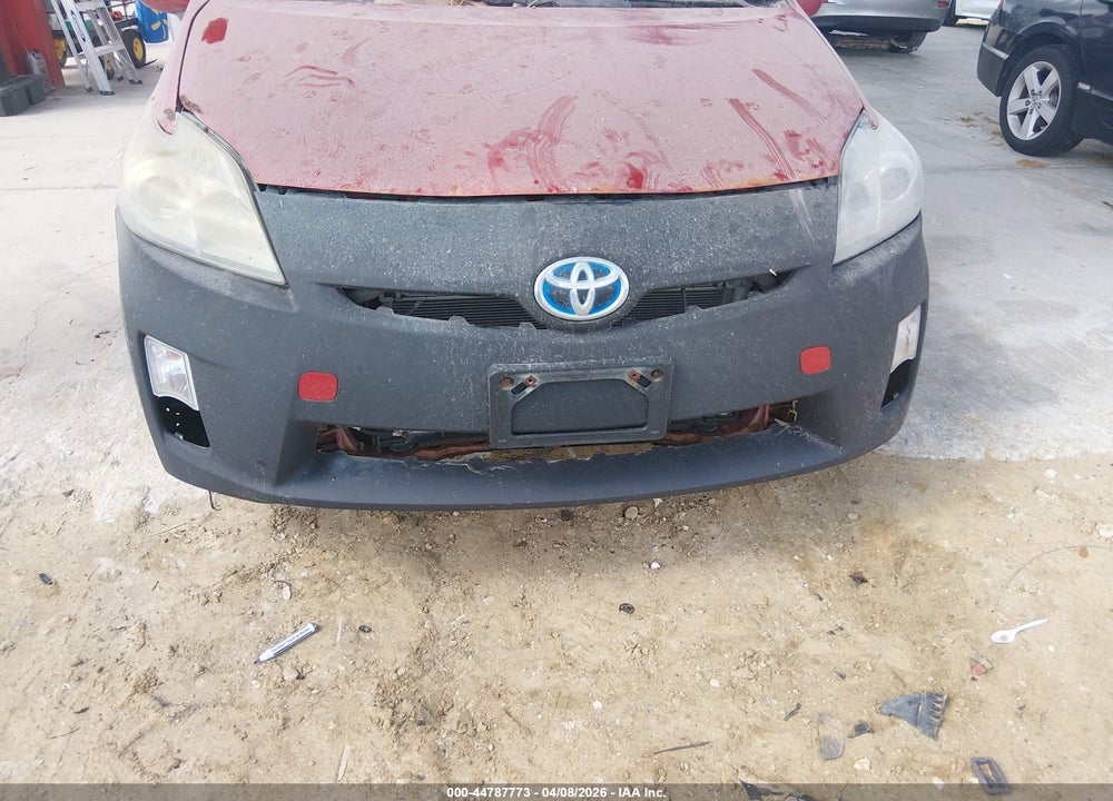 2011 TOYOTA PRIUS TWO VIN: JTDKN3DUXB0261700