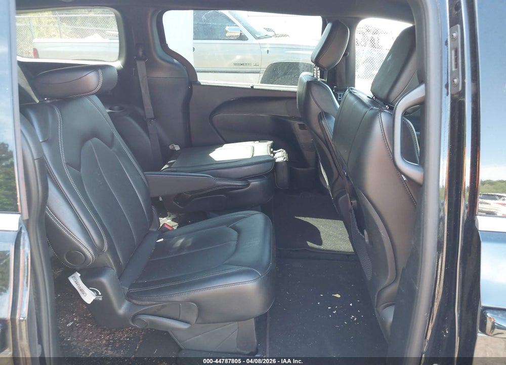 2025 CHRYSLER PACIFICA SELECT VIN: 2C4RC1BG7SR584811