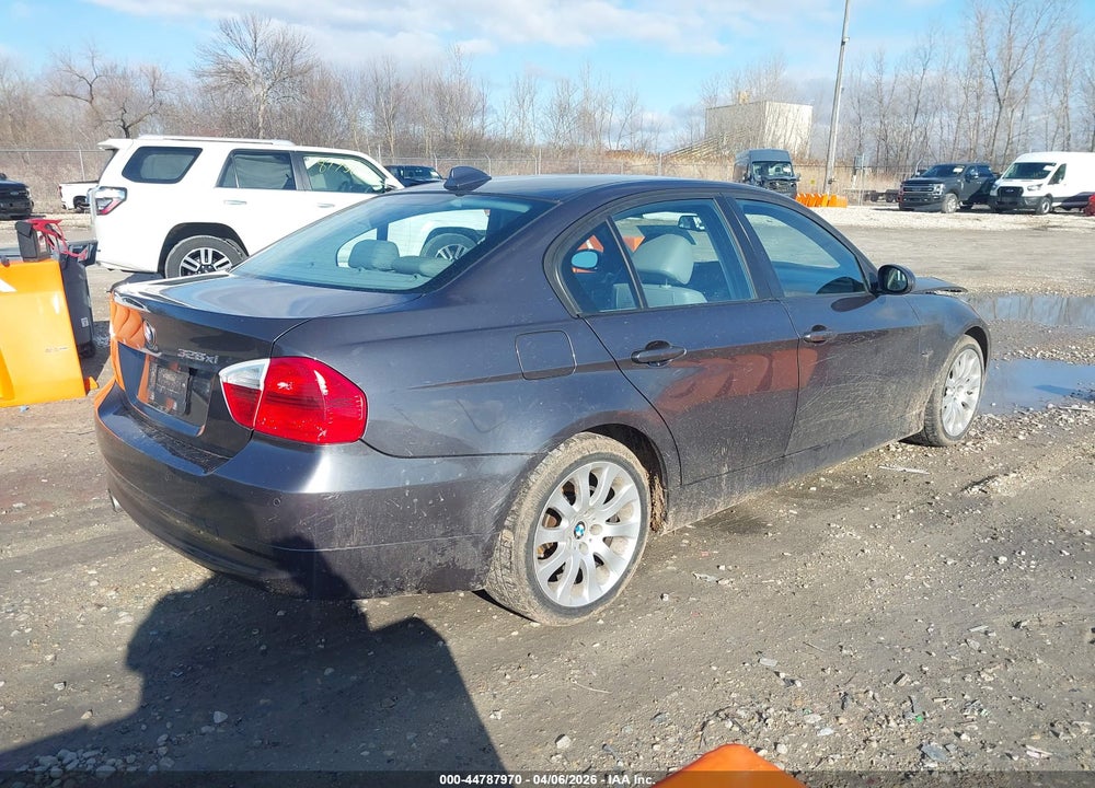 2008 BMW 328XI VIN: WBAVC93598K038879