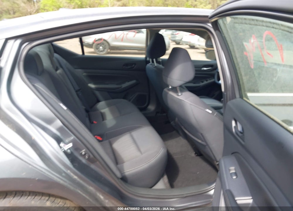 2025 NISSAN ALTIMA SV FWD VIN: 1N4BL4DV1SN382435