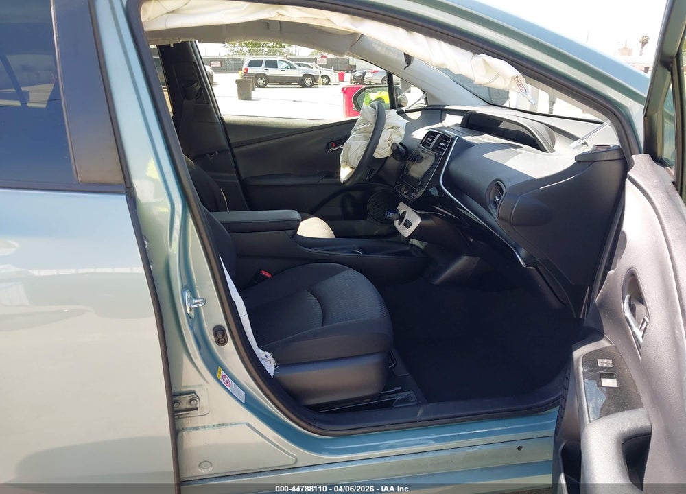 2017 TOYOTA PRIUS TWO VIN: JTDKBRFU4H3037578