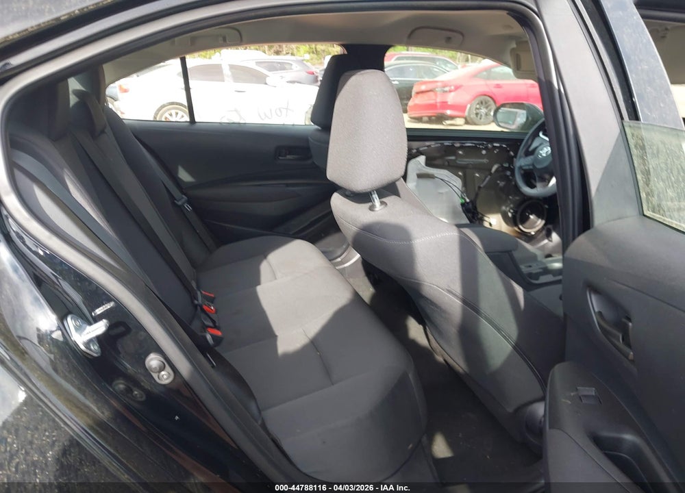 2025 TOYOTA COROLLA LE VIN: 5YFB4MDE5SP325200