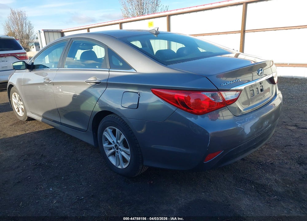 2014 HYUNDAI SONATA GLS VIN: 5NPEB4AC1EH917801