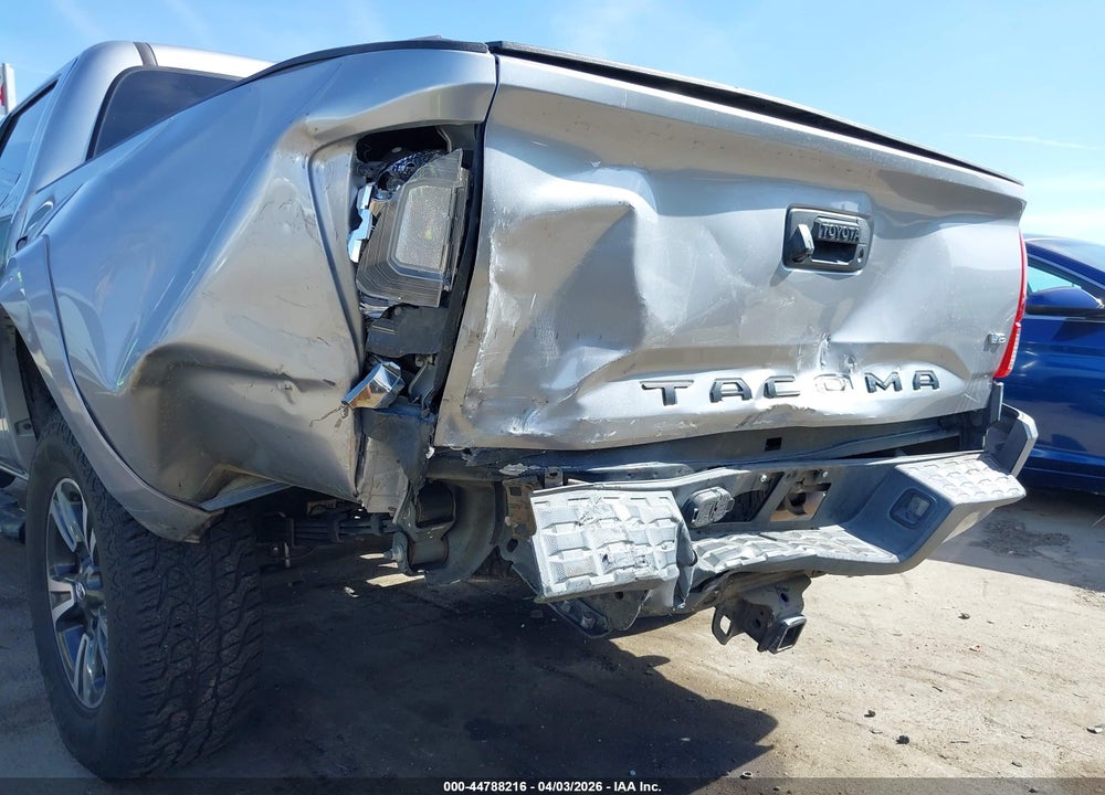 2017 TOYOTA TACOMA TRD SPORT VIN: 3TMAZ5CN0HM043163