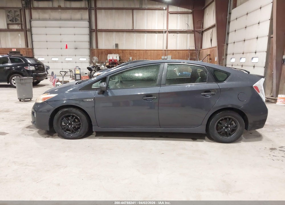 2014 TOYOTA PRIUS THREE VIN: JTDKN3DUXE1750967