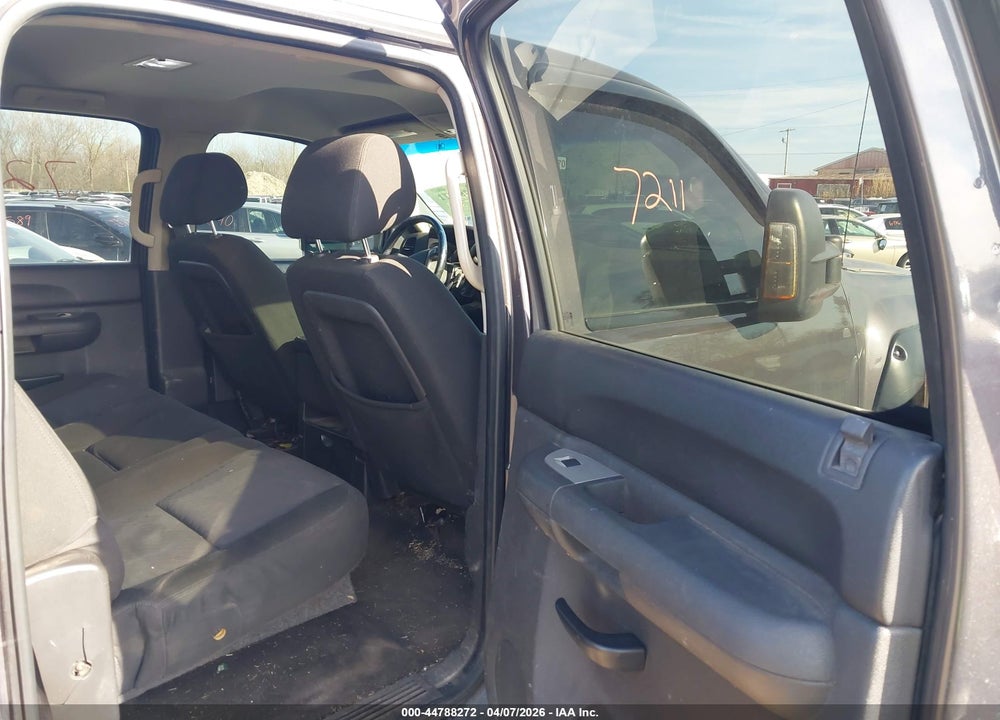 2010 CHEVROLET SILVERADO 1500 LT VIN: 3GCRKSEA2AG211647