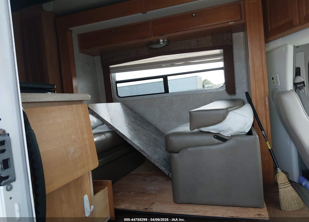 2005 FORD E-450 CUTAWAY STANDARD VIN: 1FDXE45S95HB22331