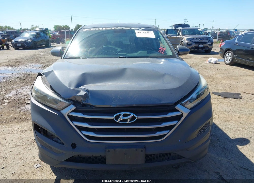 2017 HYUNDAI TUCSON SE VIN: KM8J23A47HU423675