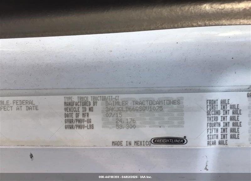 2016 FREIGHTLINER CASCADIA 125 VIN: 3AKJGLD66GSGV1075