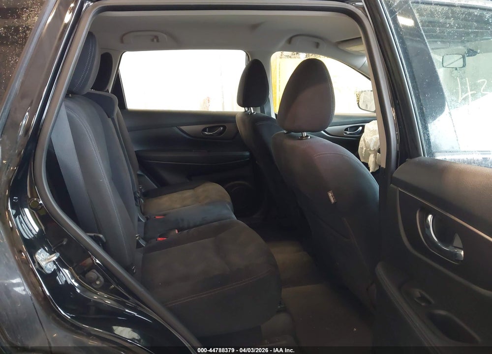 2016 NISSAN ROGUE S VIN: JN8AT2MT8GW016101