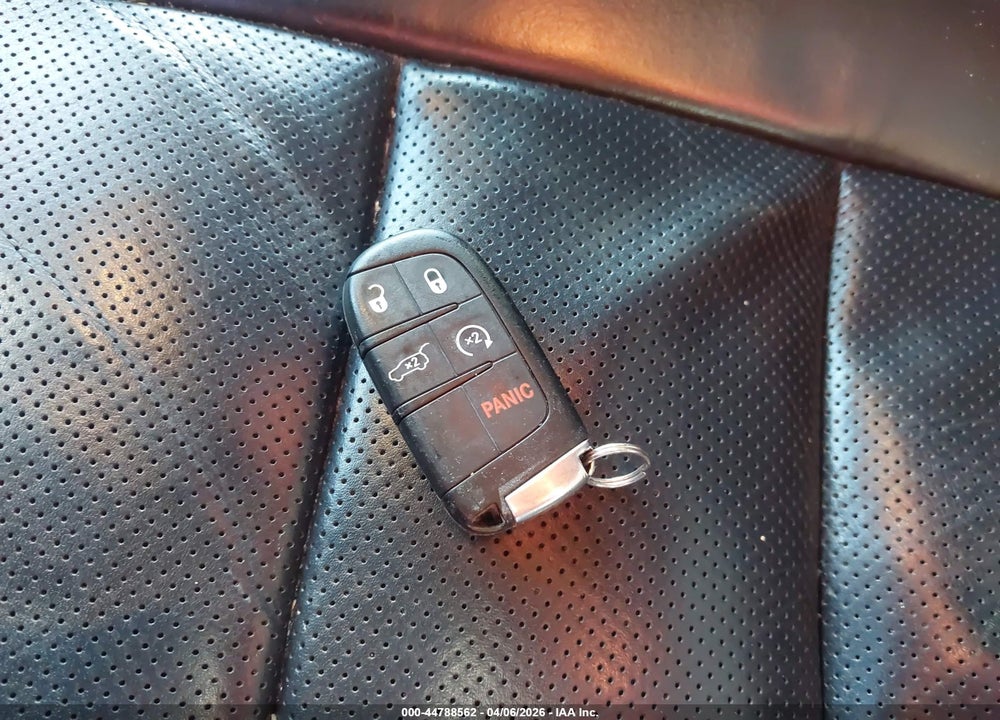 2015 JEEP GRAND CHEROKEE OVERLAND VIN: 1C4RJFCG1FC919643