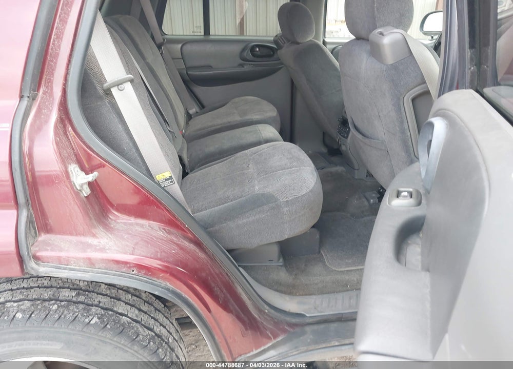 2004 CHEVROLET TRAILBLAZER LT VIN: 1GNDT13S542288711