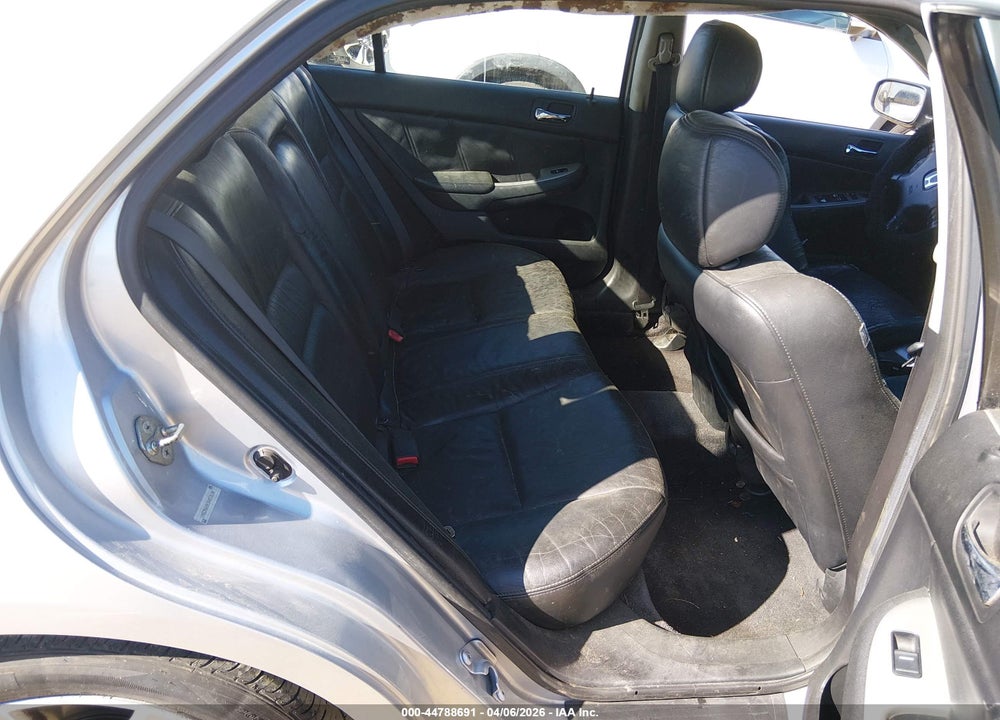 2003 HONDA ACCORD 3.0 EX VIN: 1HGCM66863A037670