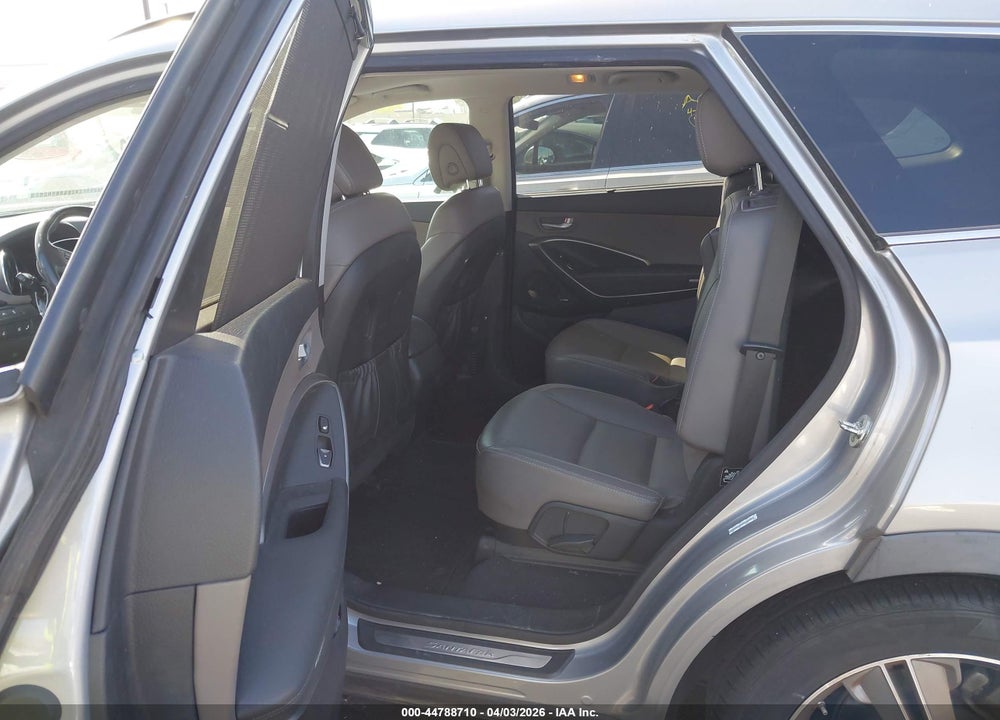 2015 HYUNDAI SANTA FE LIMITED VIN: KM8SR4HF0FU100241