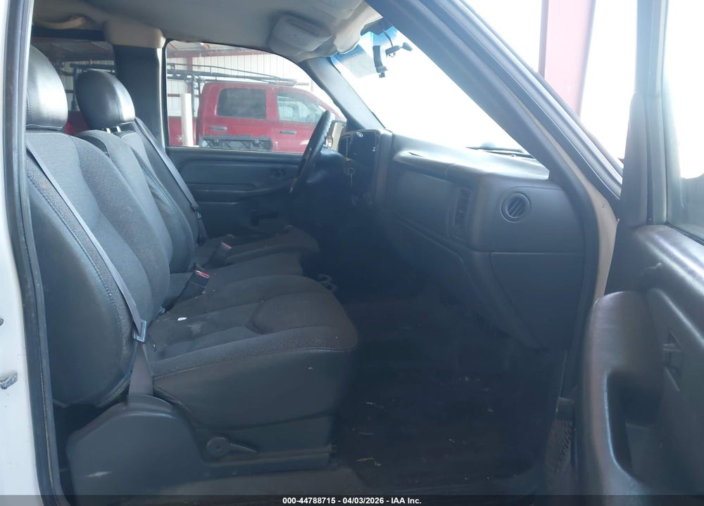 2005 CHEVROLET SILVERADO 1500 WORK TRUCK VIN: 1GCEC19V75E260553