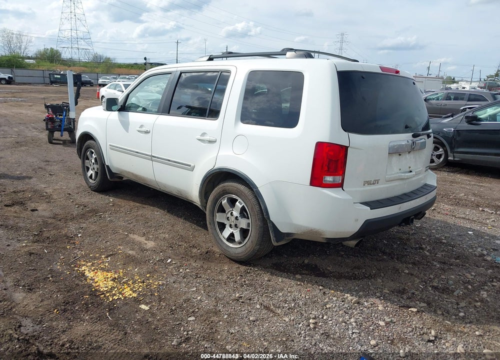 2010 HONDA PILOT TOURING VIN: 5FNYF4H97AB041160