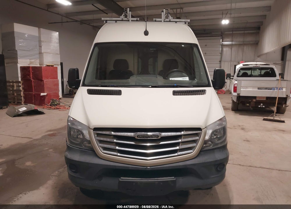 2018 FREIGHTLINER SPRINTER VIN: WD3PE7CDXJP605315
