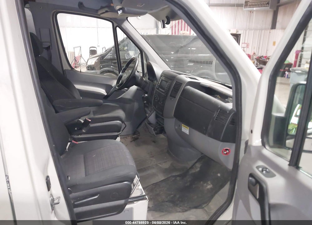 2018 FREIGHTLINER SPRINTER VIN: WD3PE7CDXJP605315