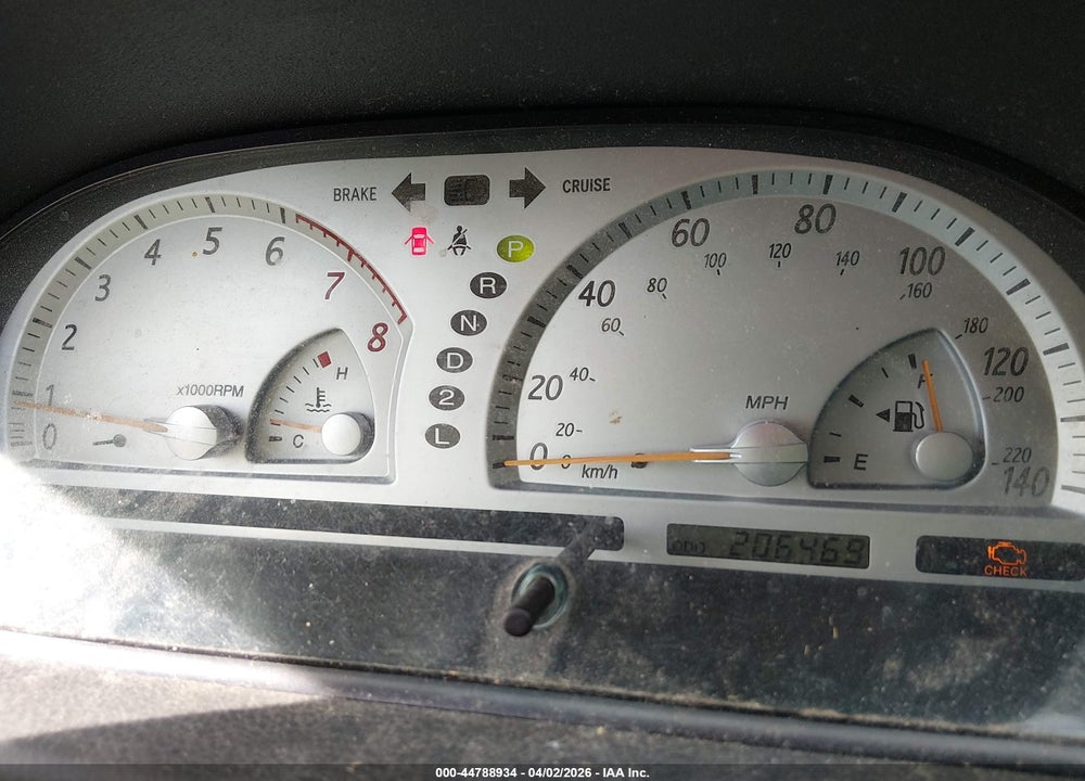 2004 TOYOTA CAMRY SE VIN: 4T1BE32K04U333934