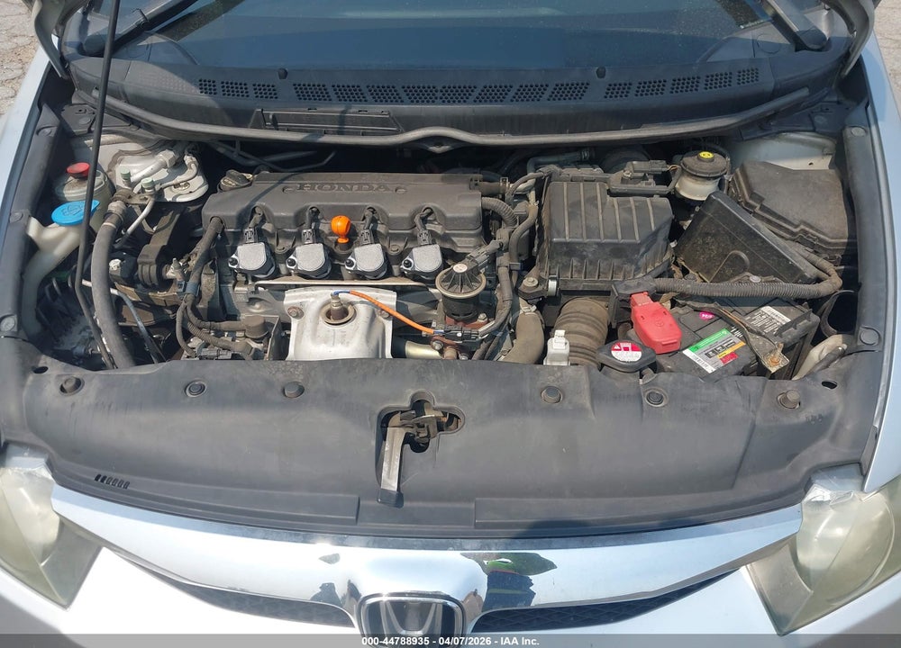 2011 HONDA CIVIC LX VIN: 2HGFA1F51BH300226