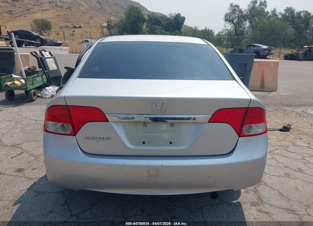 2011 HONDA CIVIC LX VIN: 2HGFA1F51BH300226