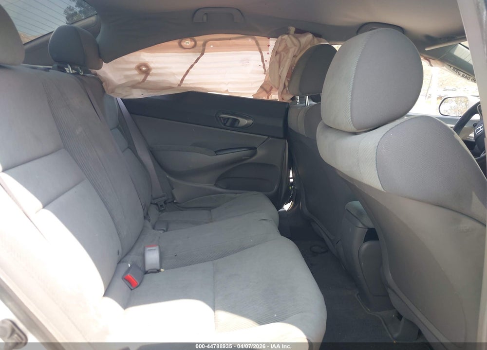 2011 HONDA CIVIC LX VIN: 2HGFA1F51BH300226