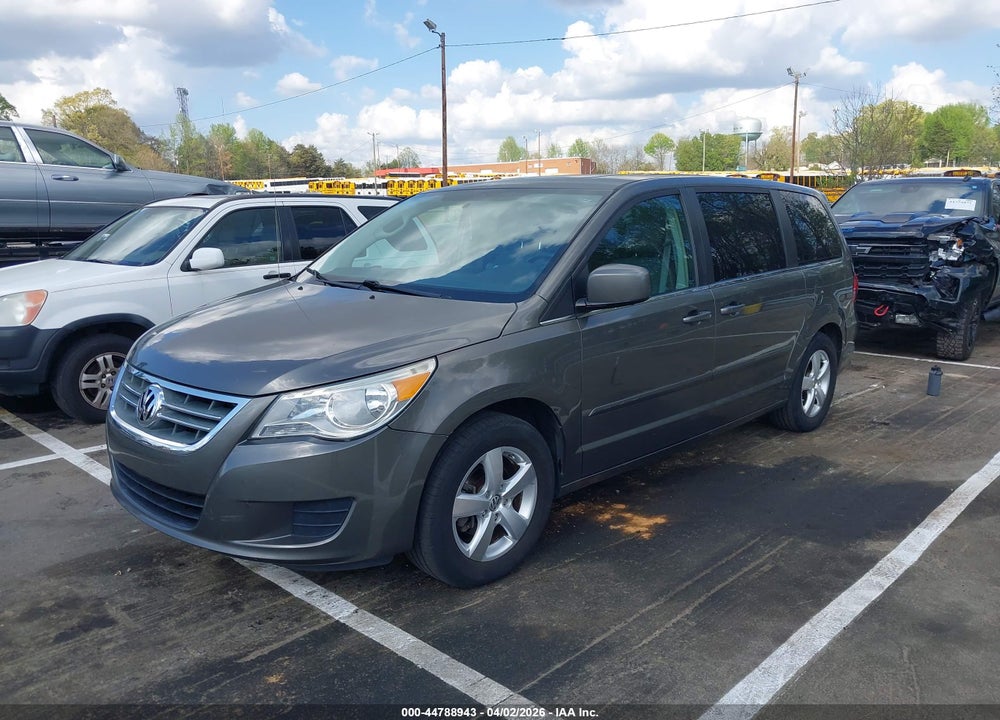 2010 VOLKSWAGEN ROUTAN SEL VIN: 2V4RW5DX9AR295297