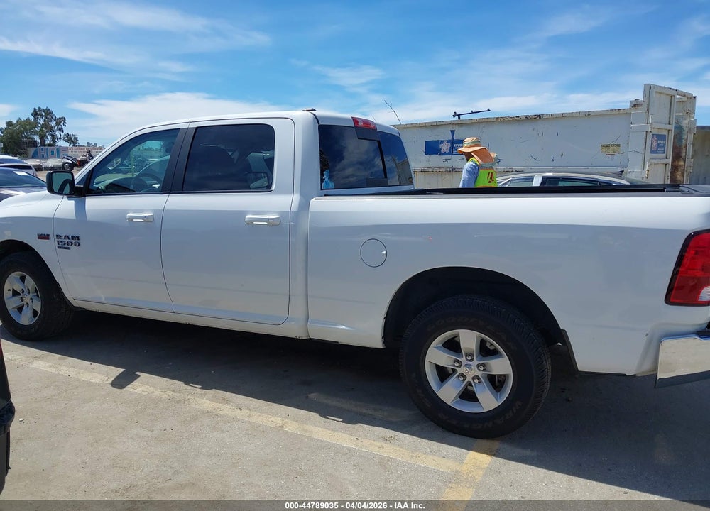 2019 RAM 1500 CLASSIC SLT  4X2 6'4 BOX VIN: 1C6RR6TT7KS520829