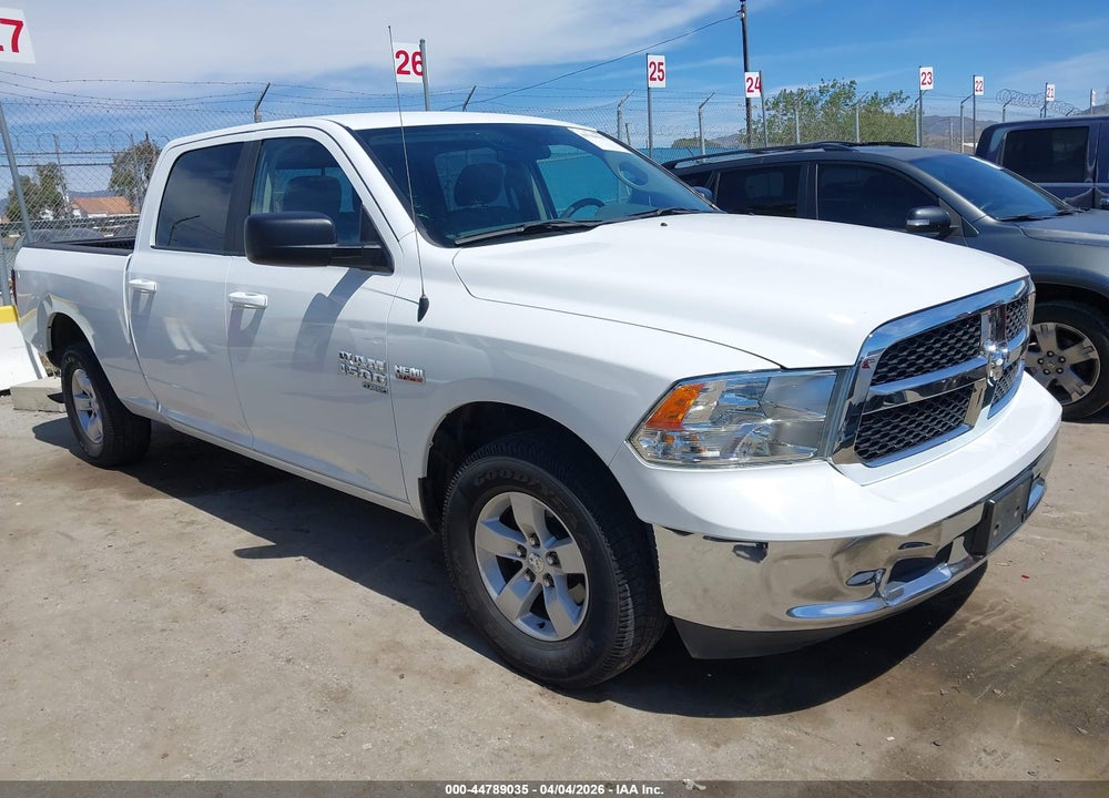 2019 RAM 1500 CLASSIC SLT  4X2 6'4 BOX VIN: 1C6RR6TT7KS520829