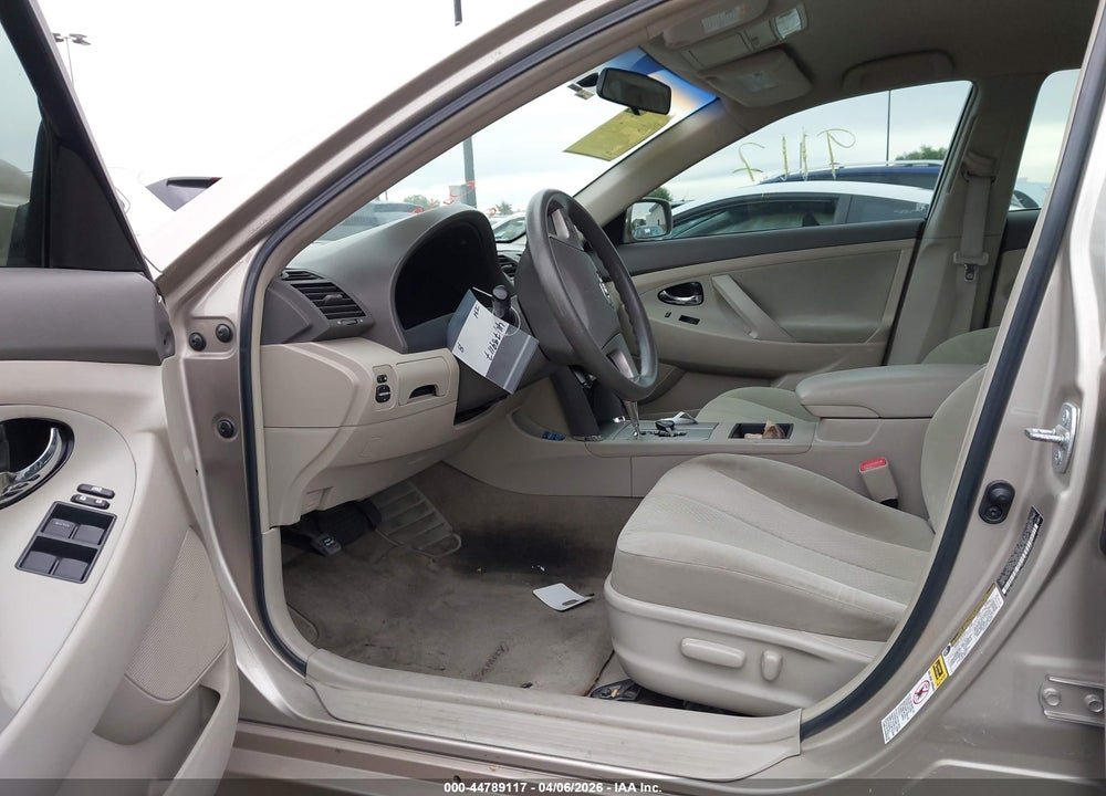 2007 TOYOTA CAMRY LE VIN: 4T1BE46KX7U117951