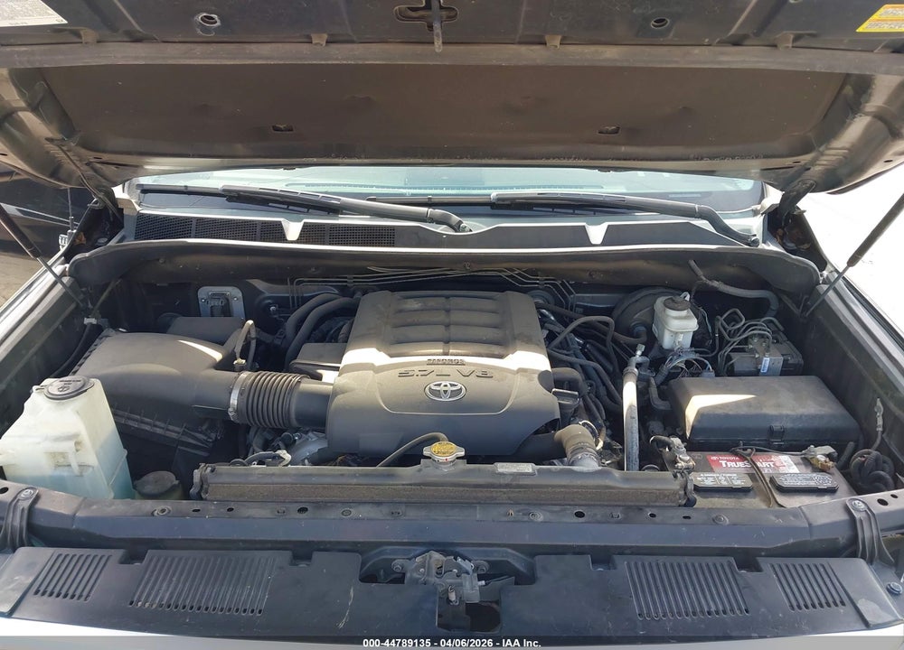2015 TOYOTA TUNDRA LIMITED 5.7L V8 VIN: 5TFFY5F1XFX179857