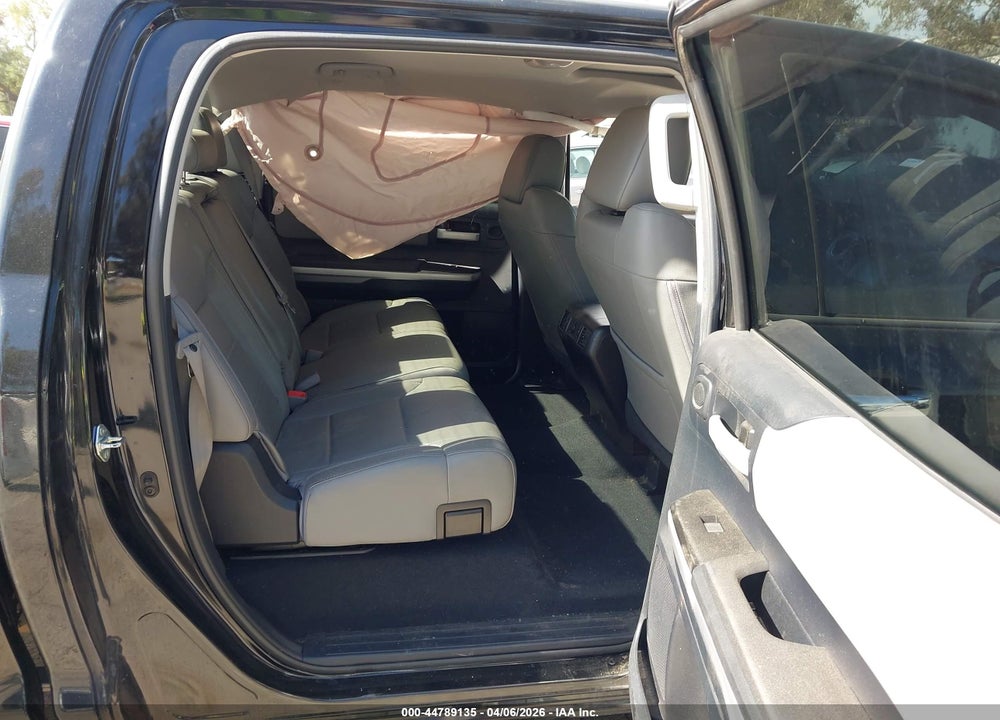 2015 TOYOTA TUNDRA LIMITED 5.7L V8 VIN: 5TFFY5F1XFX179857