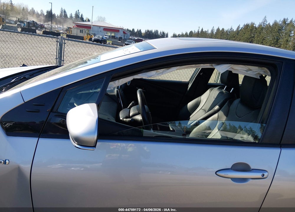 2018 TOYOTA PRIUS FOUR VIN: JTDKARFU9J3067426