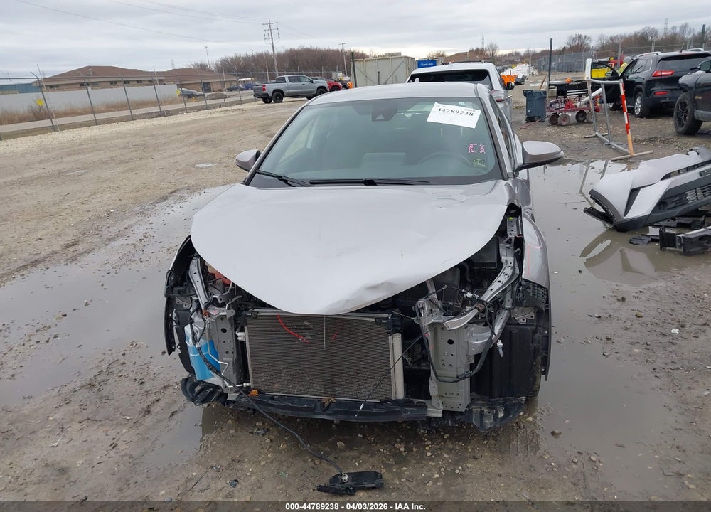 2019 TOYOTA C-HR XLE VIN: JTNKHMBX7K1039339
