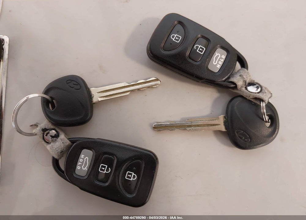 2012 HYUNDAI ELANTRA GLS VIN: 5NPDH4AE6CH082366