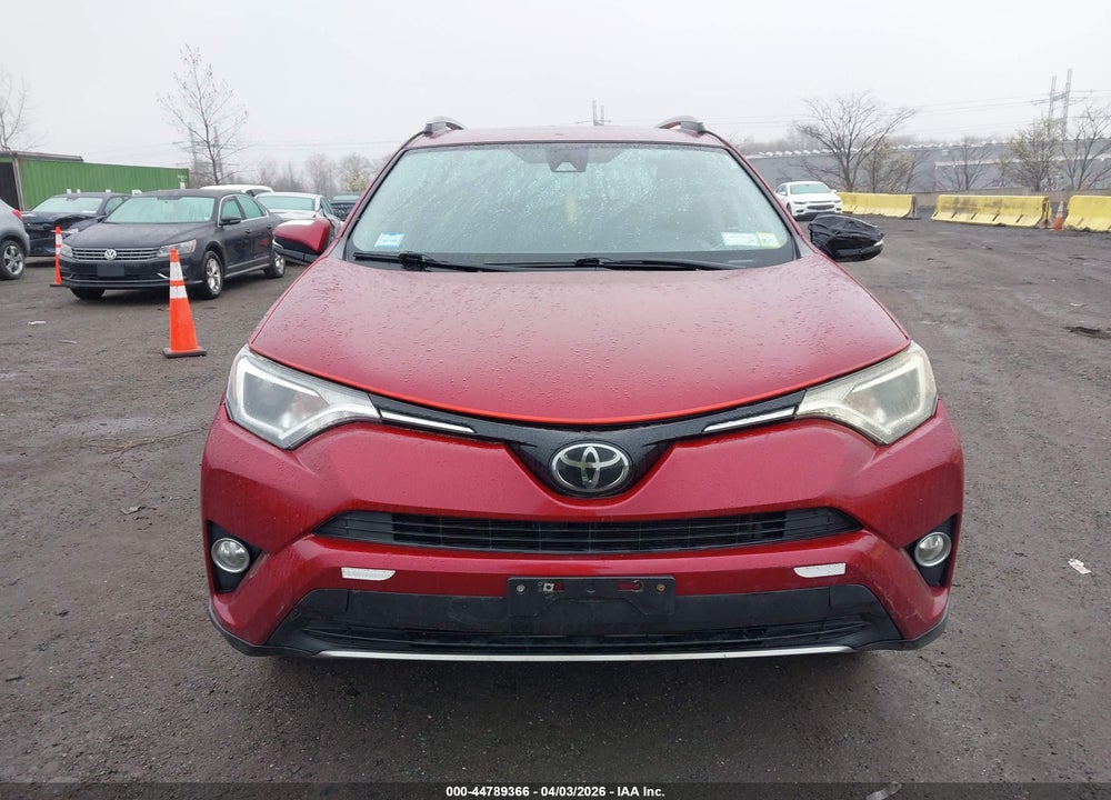 2018 TOYOTA RAV4 XLE VIN: JTMRFREV9JD236705
