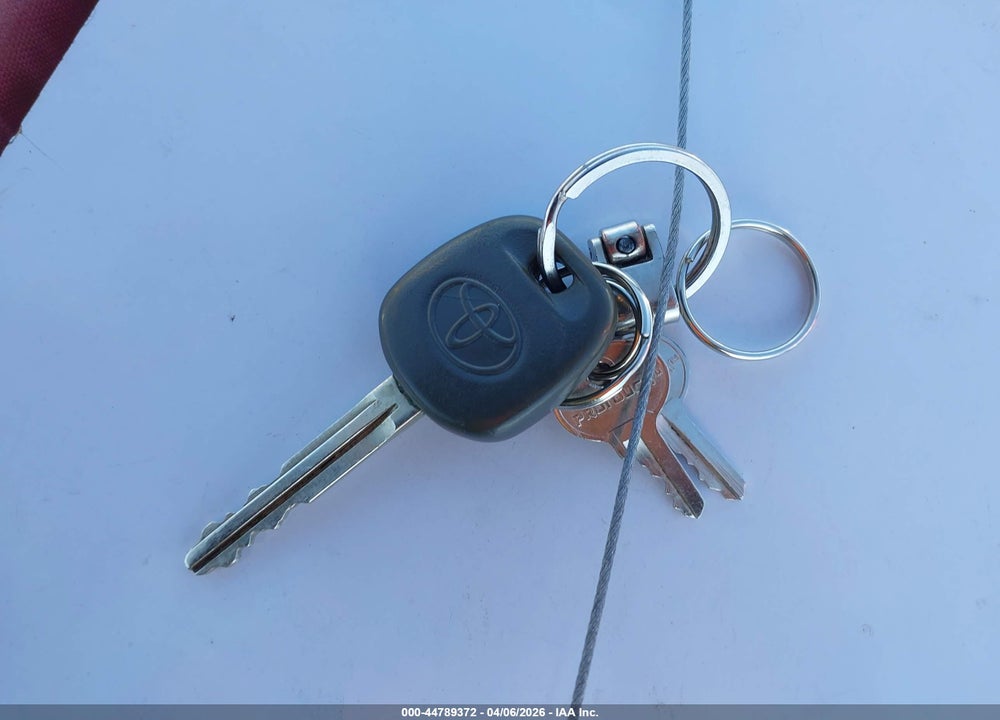 2009 TOYOTA COROLLA LE VIN: 2T1BU40E19C183301