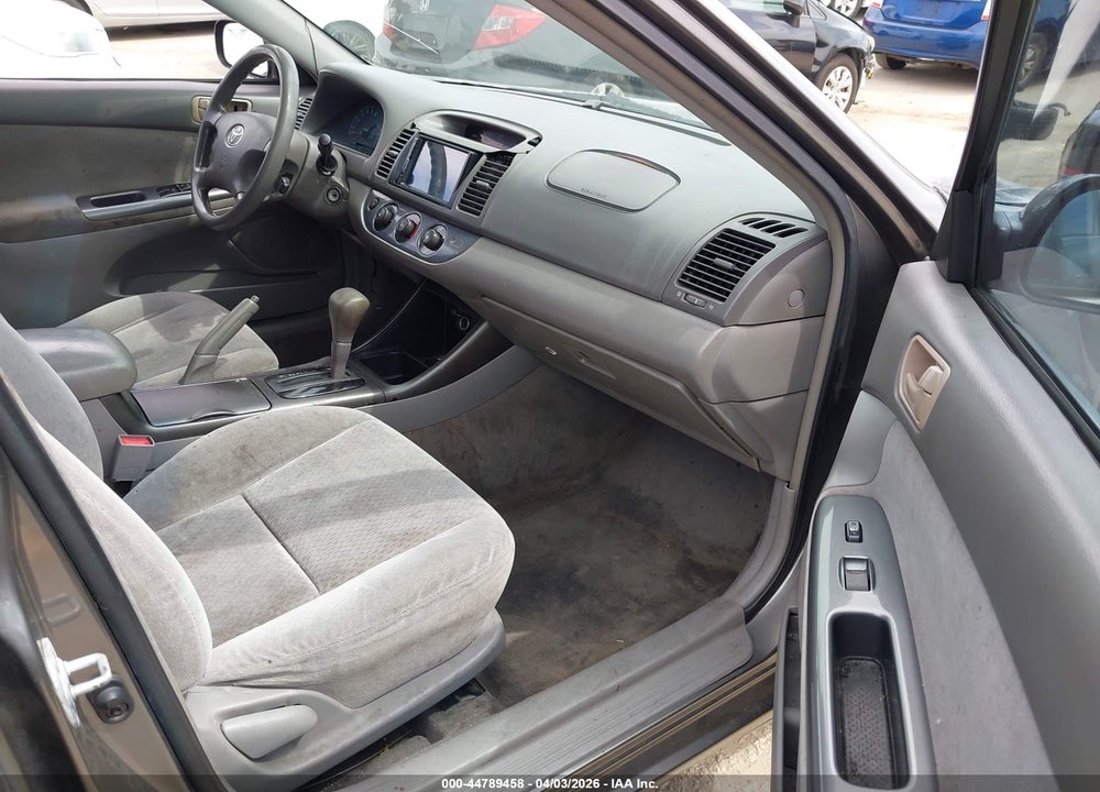 2002 TOYOTA CAMRY LE V6 VIN: 4T1BF32K52U519026