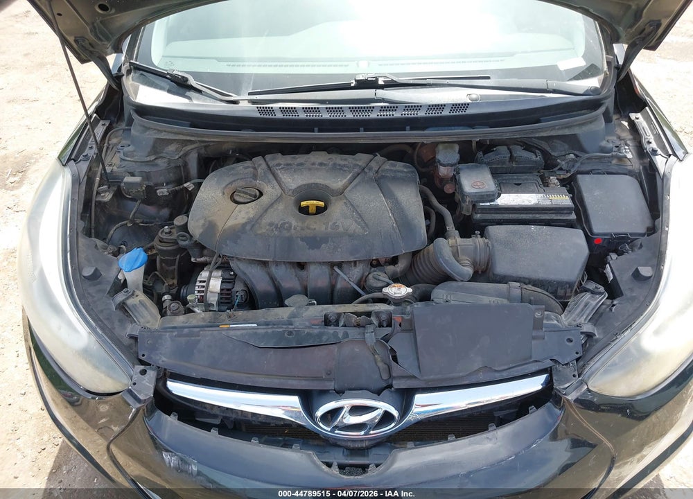 2015 HYUNDAI ELANTRA SE VIN: 5NPDH4AE1FH583086