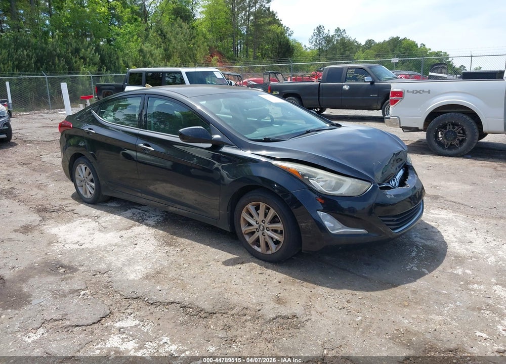2015 HYUNDAI ELANTRA SE VIN: 5NPDH4AE1FH583086