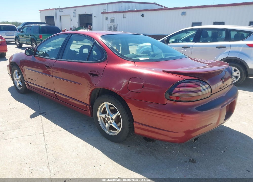 2000 PONTIAC GRAND PRIX GT VIN: 1G2WP52K2YF274153