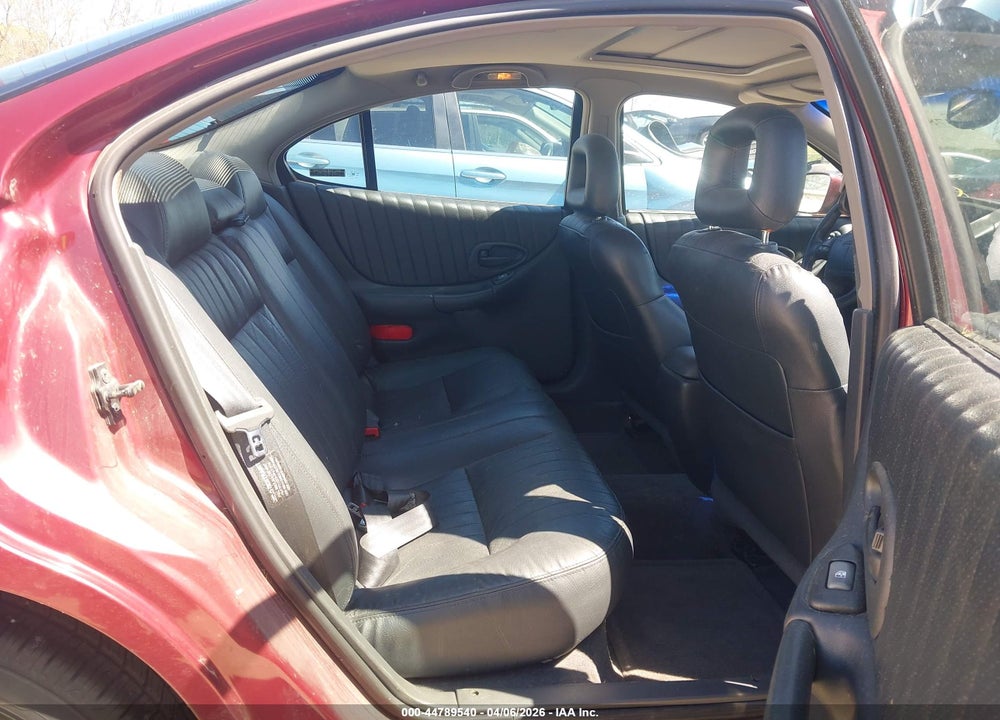 2000 PONTIAC GRAND PRIX GT VIN: 1G2WP52K2YF274153