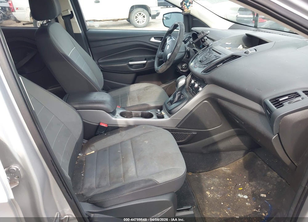 2015 FORD ESCAPE SE VIN: 1FMCU9GX9FUB26220