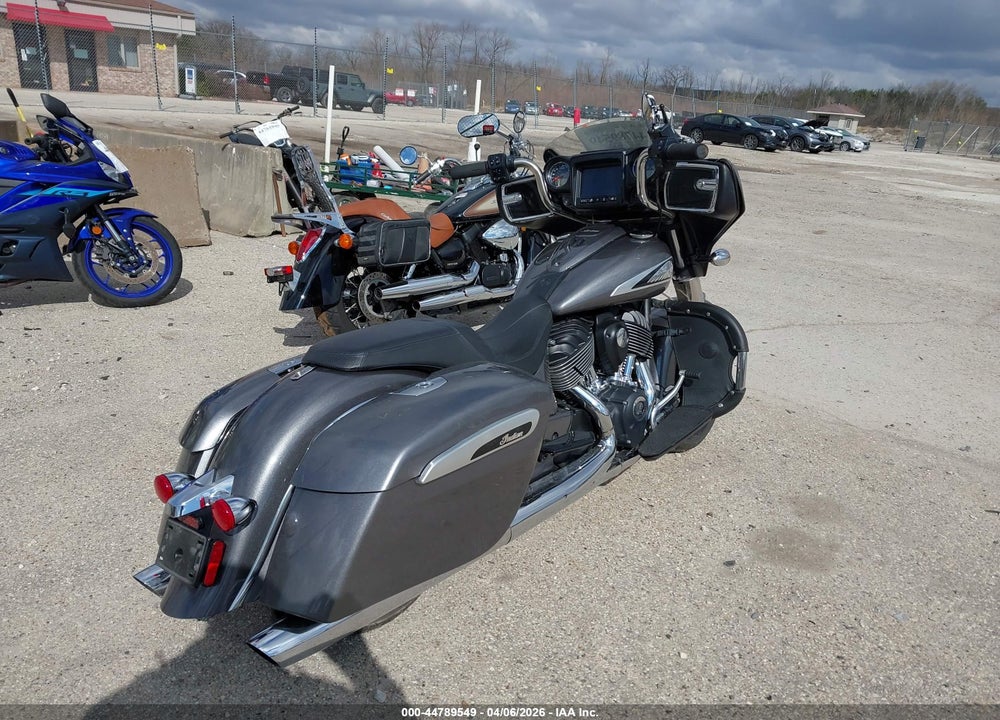 2019 INDIAN MOTORCYCLE CO. CHIEFTAIN VIN: 56KTCBAA2K3371213