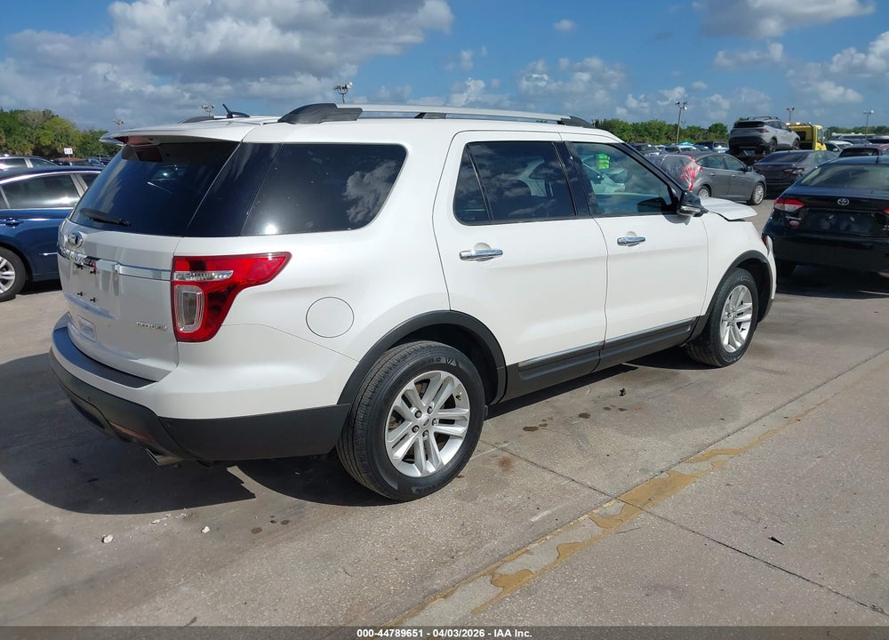 2014 FORD EXPLORER XLT VIN: 1FM5K7D86EGA67737