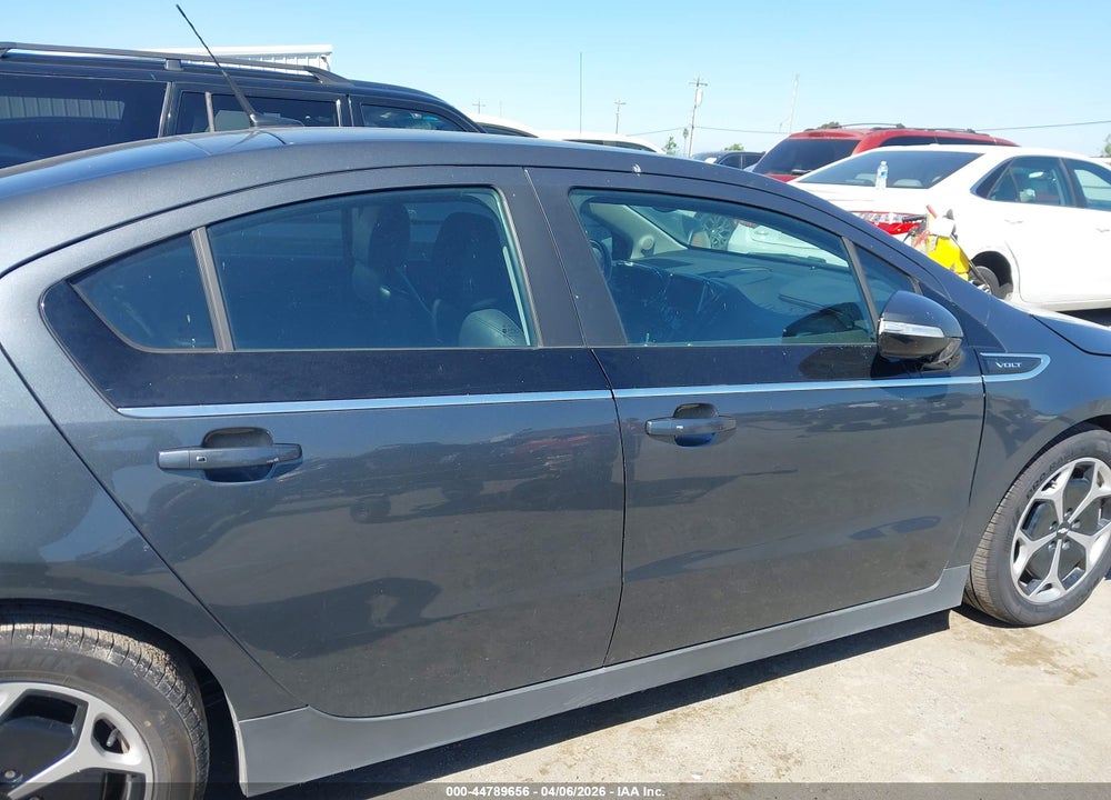 2013 CHEVROLET VOLT VIN: 1G1RH6E41DU106768