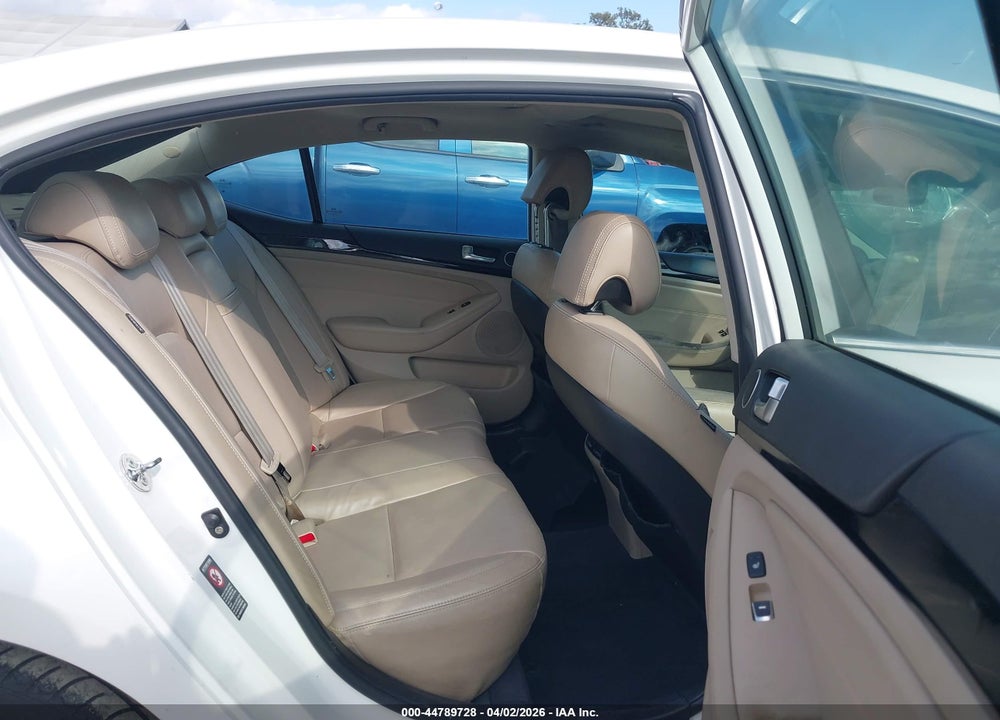 2014 KIA CADENZA PREMIUM VIN: KNALN4D73E5133579