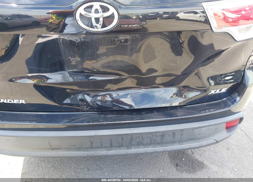 2016 TOYOTA HIGHLANDER XLE V6 VIN: 5TDKKRFH4GS507060