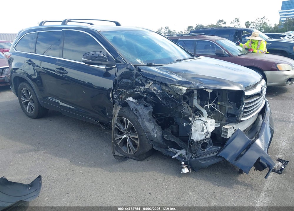 2016 TOYOTA HIGHLANDER XLE V6 VIN: 5TDKKRFH4GS507060