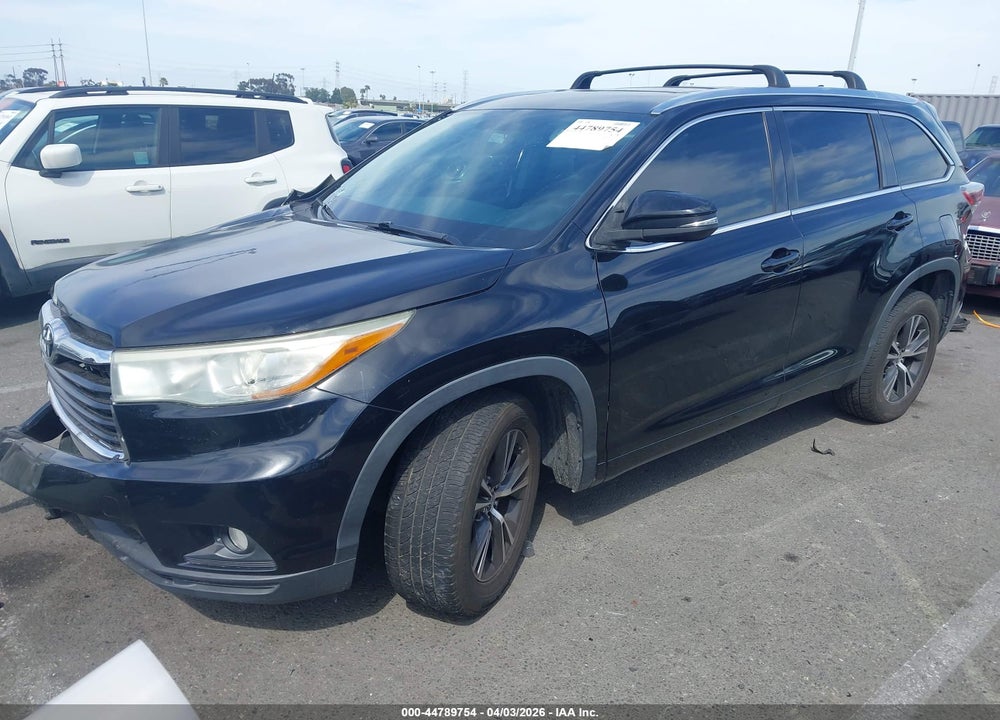2016 TOYOTA HIGHLANDER XLE V6 VIN: 5TDKKRFH4GS507060